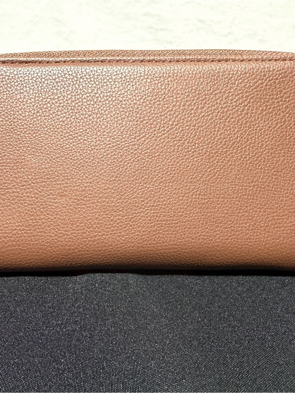 thirty-one brown slim Wallet